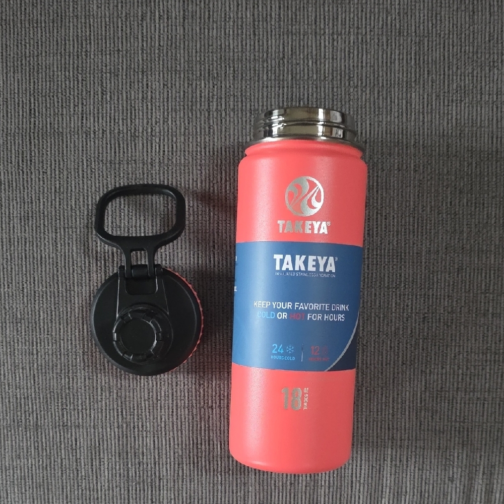 Takeya Coral 18oz. Spout Water Bottle, New With Easy Carry Handle - Picture 9 of 10